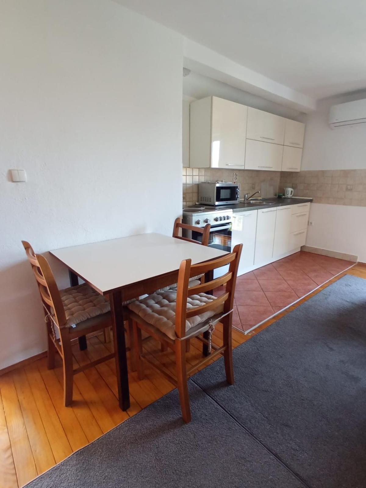 Apartman "Em" Bihać Εξωτερικό φωτογραφία